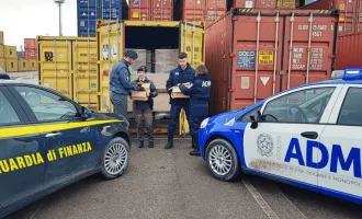 ADM e GDF al lavoro a Bari: sequestrati 37mila prodotti contraffatti